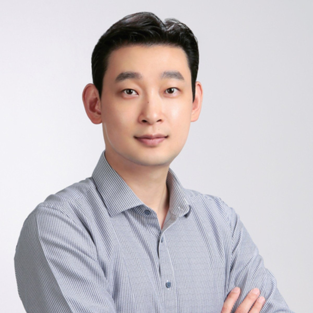 손승우
